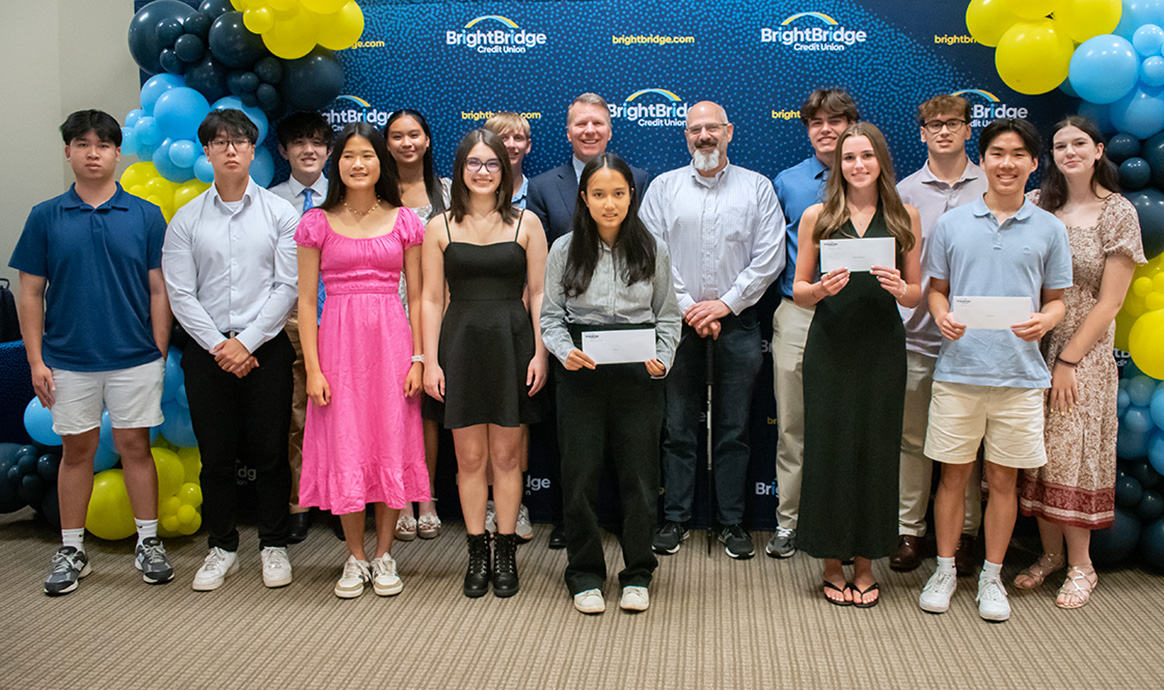 BrightBridge Credit Union Awards $27,500 in Scholarships